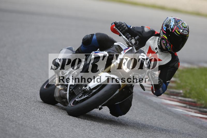 /Archiv-2024/29 12.06.2024 MOTO.CH Track Day ADR/Gruppe rot/25